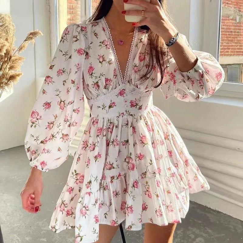 Vestido mini floral de corte A para mujer con escote en V y mangas largas