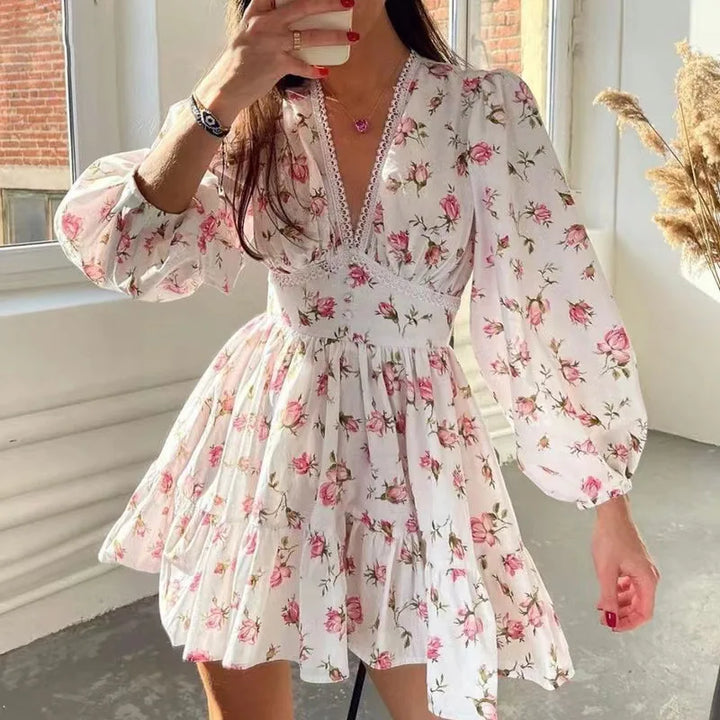 Vestido mini floral de corte A para mujer con escote en V y mangas largas