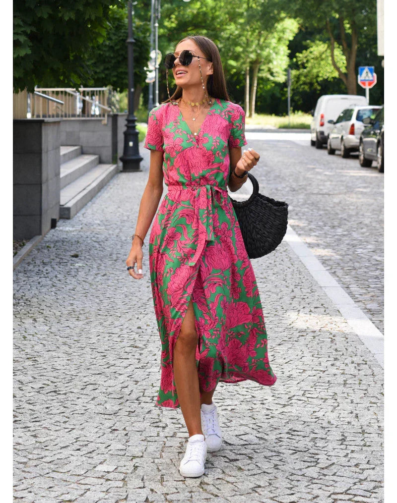Julia | Elegante Vestido con Escote en V y Corte Moldeador