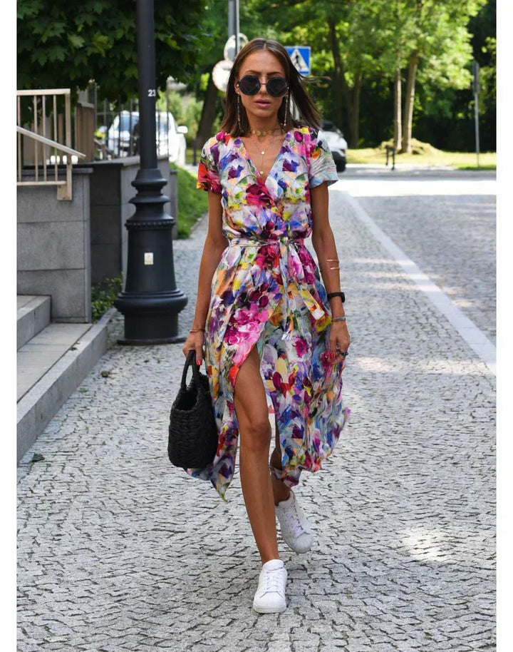 Julia | Elegante Vestido con Escote en V y Corte Moldeador